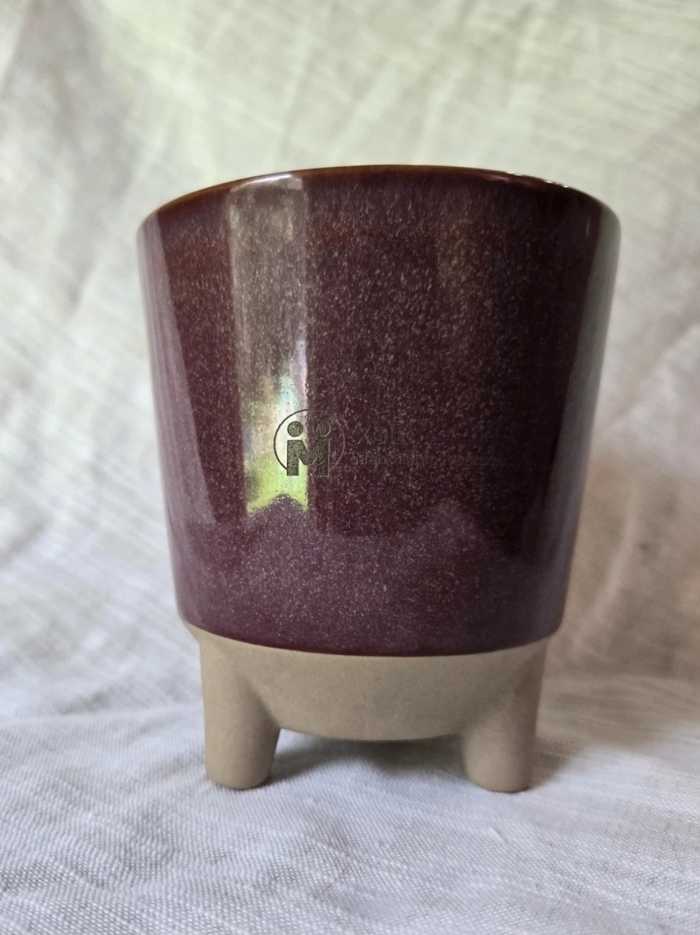 Source Unknown Maroon Ceramic Planter with Tan Tripod Base